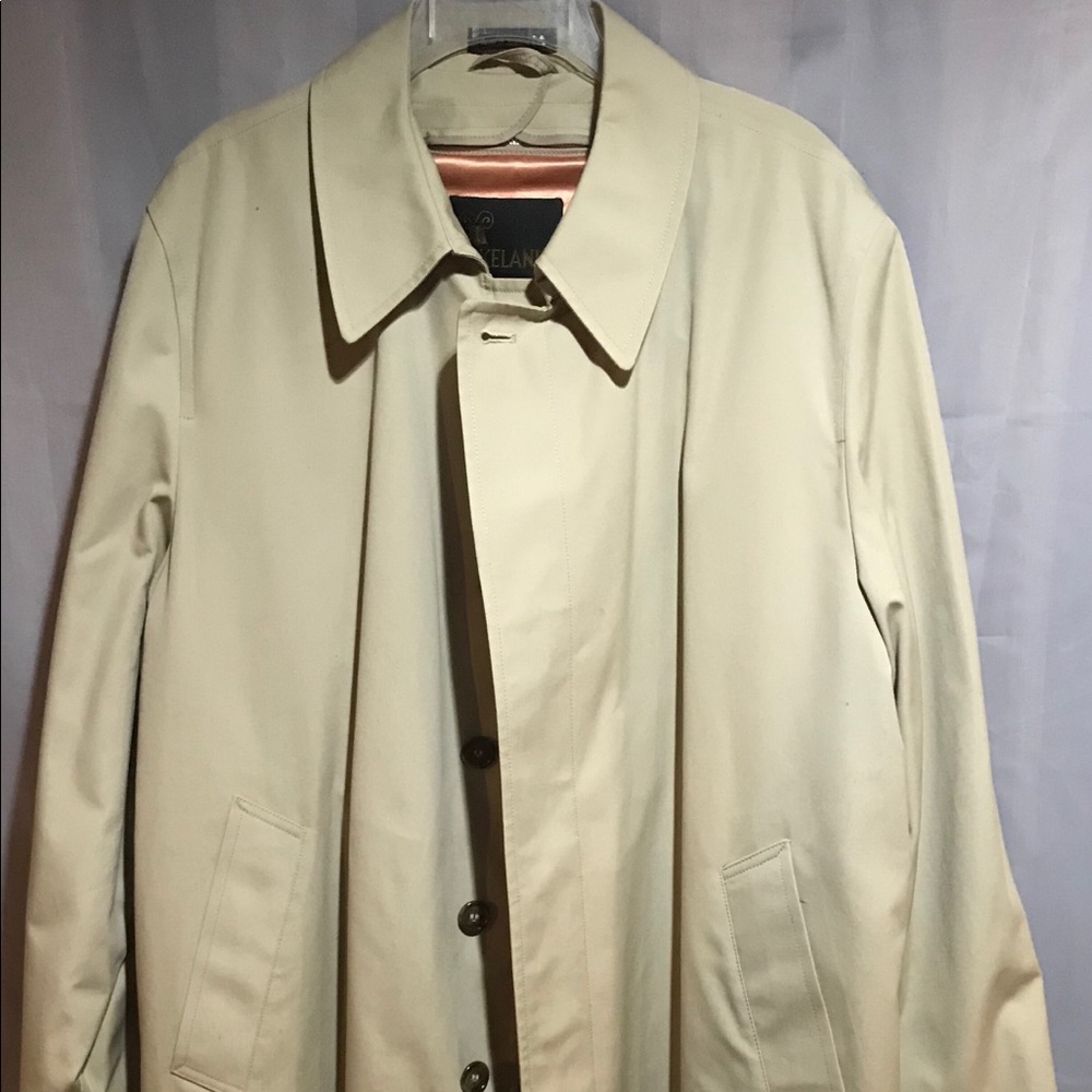 Lakeland men’s trench coat. Size 46 R